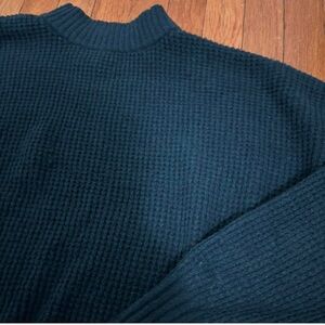 Hollister Green Knit Sweater
